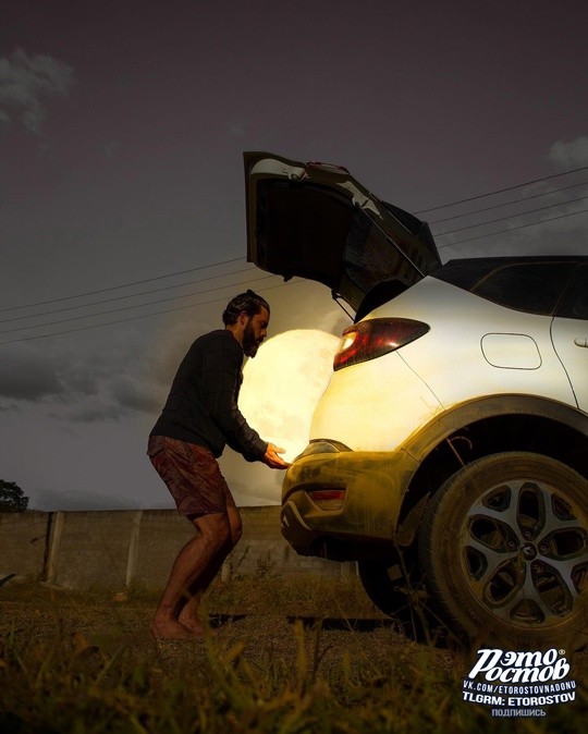 Create meme: The abduction of the century bravo to the photographer, renault kaptur, Renault captur