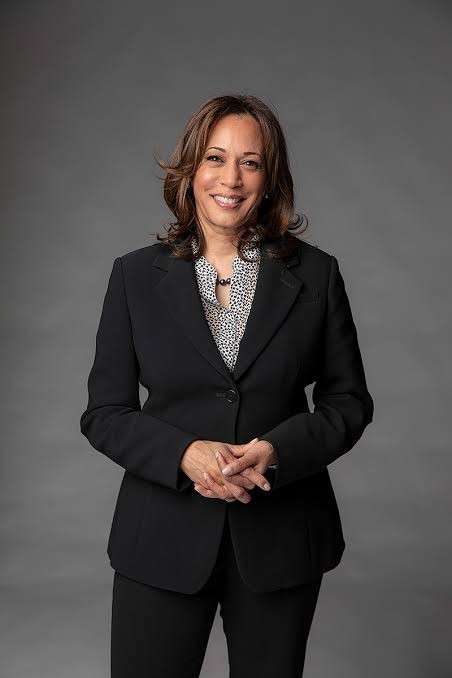 Создать мем: vice president kamala harris, камала харрис биография, kamala harris