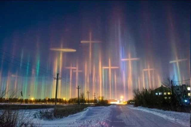 Create meme: Light poles are a natural phenomenon, light pillars are an atmospheric phenomenon, light pillars in the sky