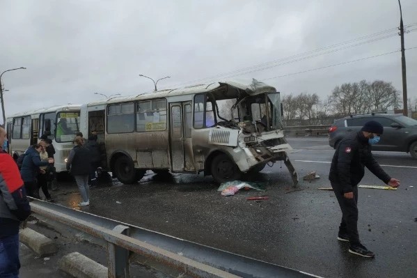 Картинки аварии автобусов