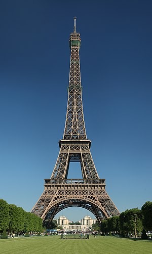 Создать мем: эйфелева башня кривая, эйфелева башня в париже, франция эйфелева башня