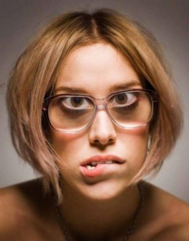 Create meme: funny woman, funny girls , girls with glasses