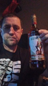 Создать мем: мужчина, лига капитан морган, ром captain morgan