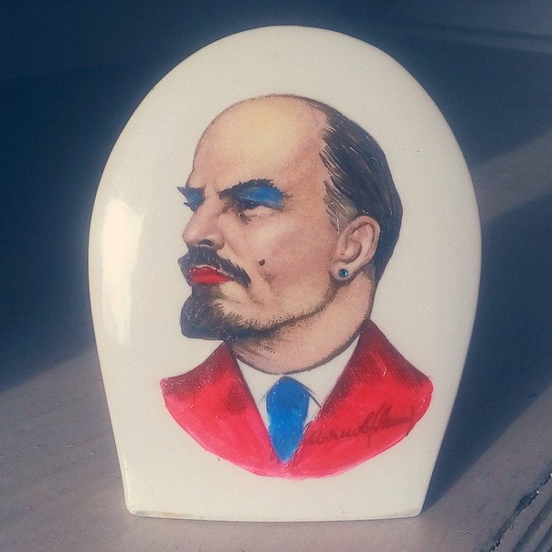 Create meme: portrait of Lenin, And Lenin, souvenir of Lenin