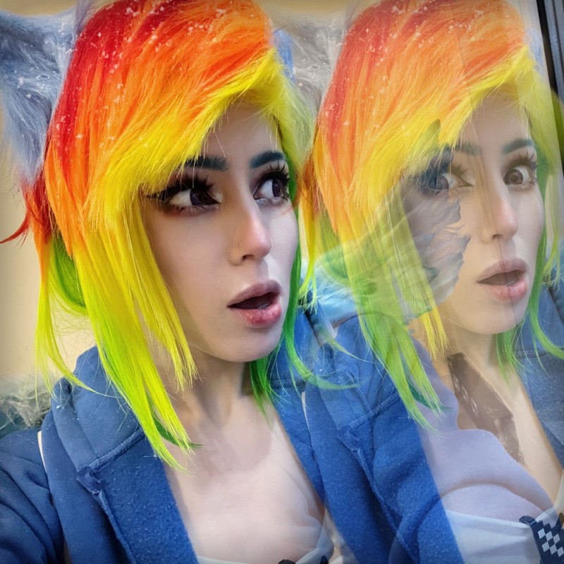 Create meme: sia siberia rainbow dash, Rainbow Dash cosplay, Rainbow Dash Cosplay