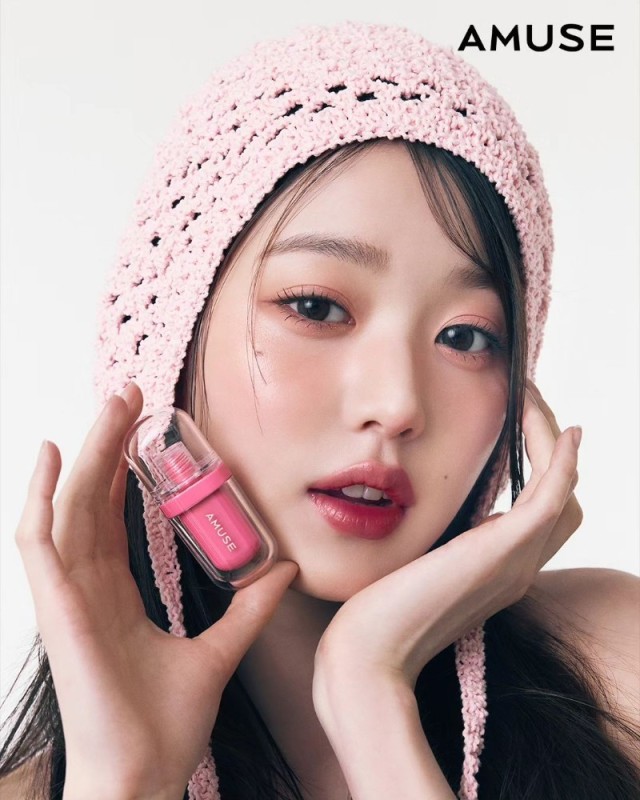 Create meme: makeup fashion, korean celebrities, Asian 