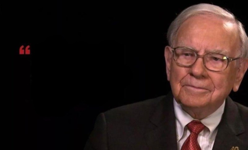 Create meme: Buffett Warren, Warren Buffett's bet, Warren Buffett