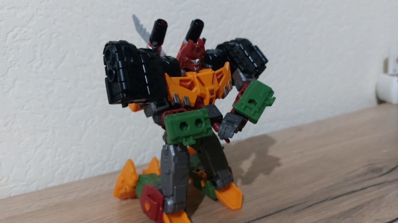 Create meme: Transformers Bludgeon, transformers legacy bludgeon, transformers figurines