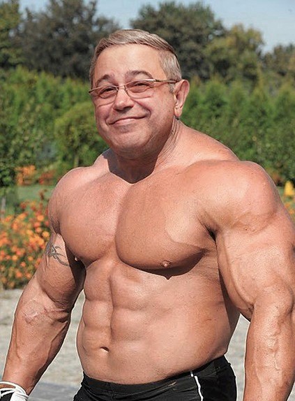 Create meme: evgeny vaganovich petrosyan, mariusz pudzianowski, Mariusz Pudzianowski