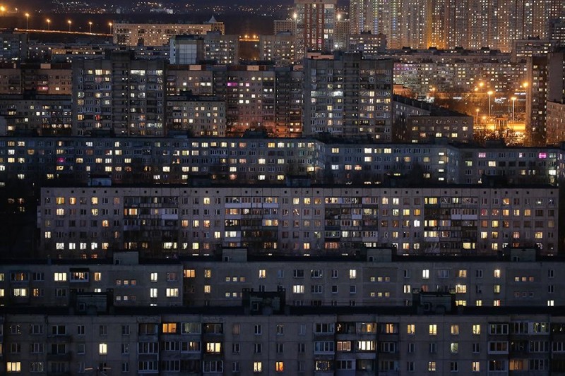 Create meme: urban landscape, media, multi-storey house at night