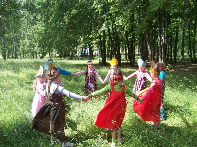 Create meme: dance, folk outdoor games, russian folk outdoor games