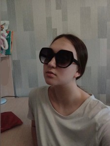 Create meme: sunglasses, glasses, girl