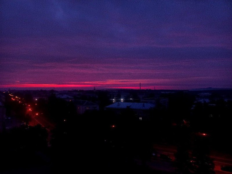 Create meme: sunset in Omsk, sunset in Novosibirsk, city sunset