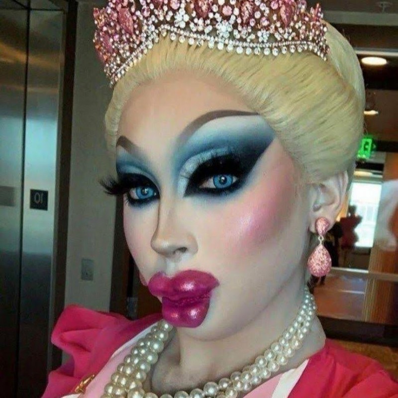 Create meme: the drag Queen, the drag Queen makeup, Makeup is cool