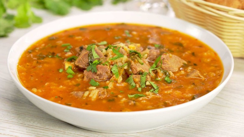 Создать мем: харчо из баранины, грузинский суп харчо, суп харчо классический