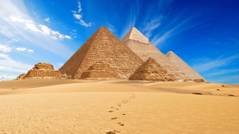 Создать мем: пирамиды гизы в египте, великая пирамида хеопса, пирамида хеопса в гизе