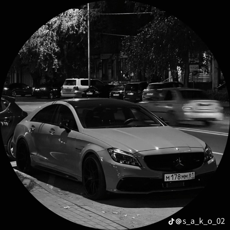 Создать мем: мерседес амг cls 63, mercedes benz cls amg, мерседес цлс 63 амг