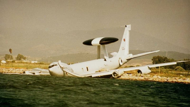 Создать мем: e-3 sentry awacs, боинг e 3a sentry, самолет