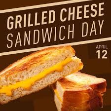 Создать мем: grilled cheese sandwich, сэндвич с сыром чеддер, бутерброд с сыром
