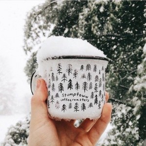 Create meme: yule tidings, coffee mug, snow tumblr