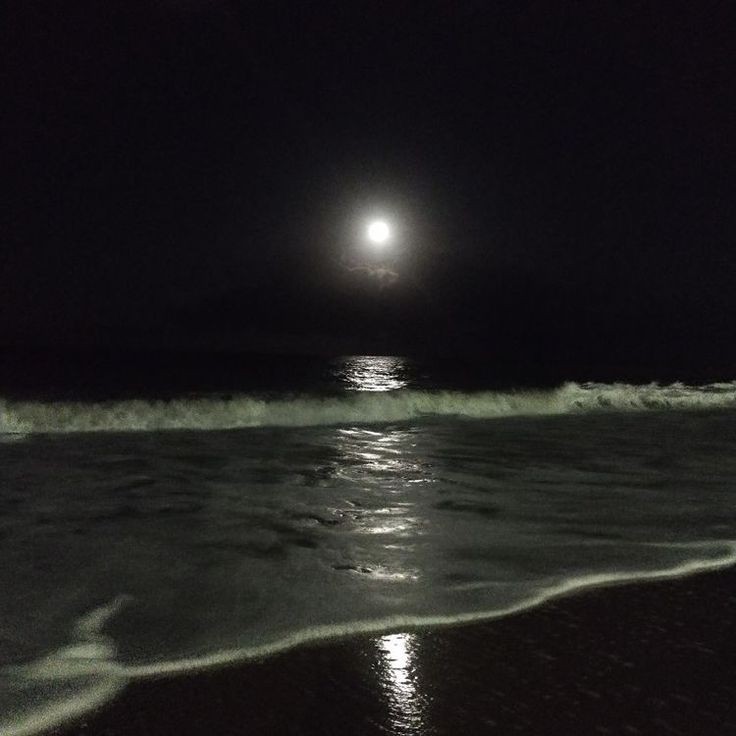 Create meme: beach at night, dark beach at night, night beach 