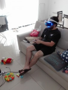 Создать мем: virtual reality, kid in a vr headset, PlayStation VR