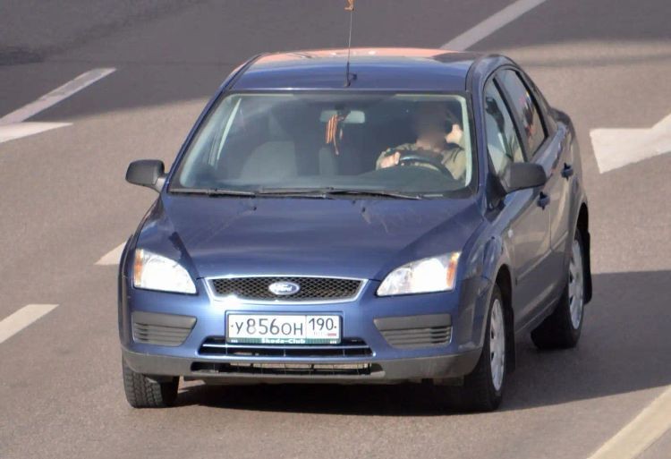 Создать мем: форд фокус 2005, форд фокус 2 2006, машина ford focus