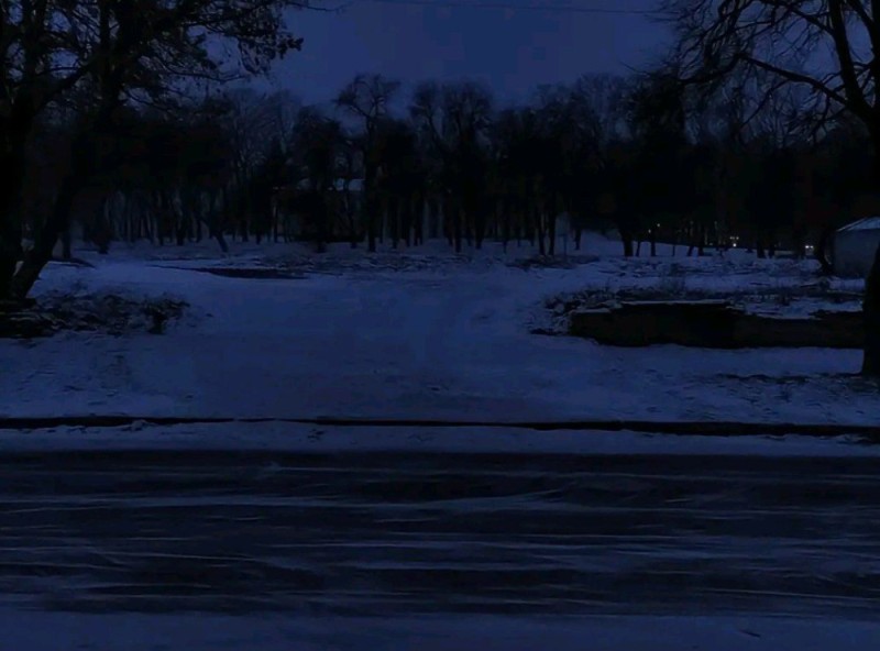 Создать мем: природа зимняя, замерзшее озеро ночью, пейзаж