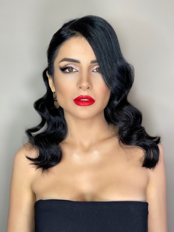 Create meme: Merv Bolugur, emerod tubia, makeup with red lipstick for brunettes