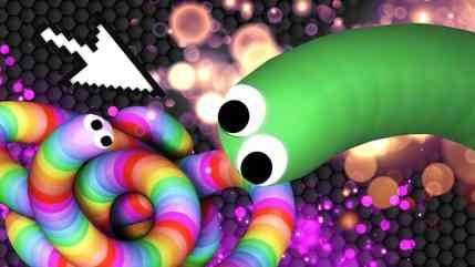Create meme: The game of slizario, big worms, slither io worm