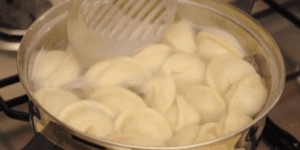 Create meme: dumplings, how many boiled dumplings, dumplings