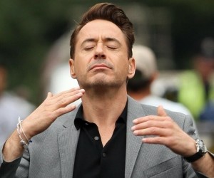 Создать мем: роберт дауни мем, мем дауни младший, robert downey mem