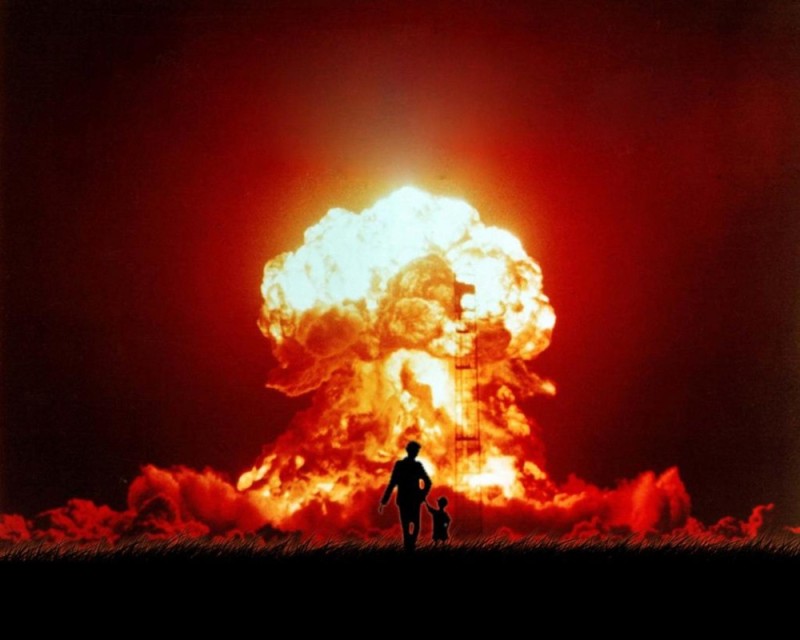 Create meme: the explosion , background nuclear explosion, the explosion of the atomic 