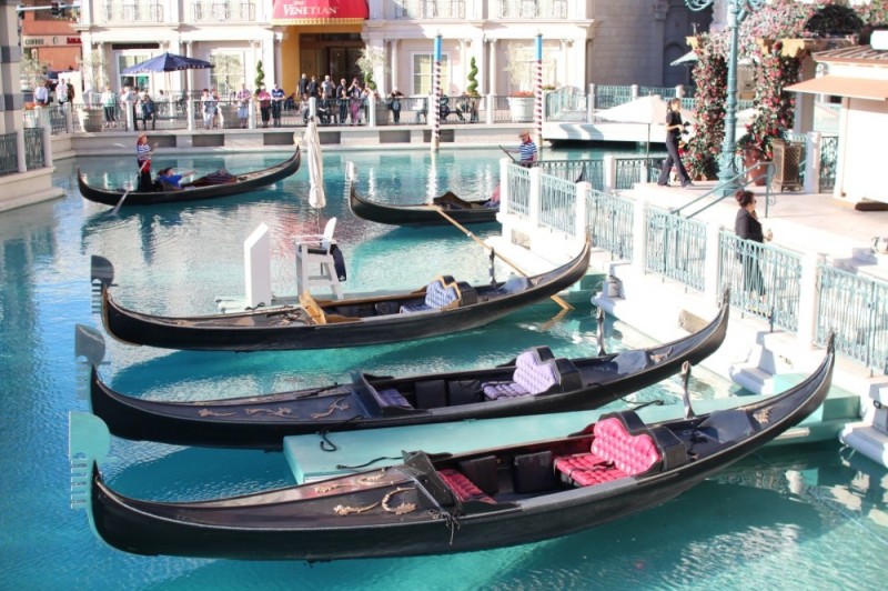Create meme: gondola in venice, Venice, gondoliers in Venice