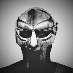 Создать мем: mf doom арт, mf doom madvillain, шлем mf doom