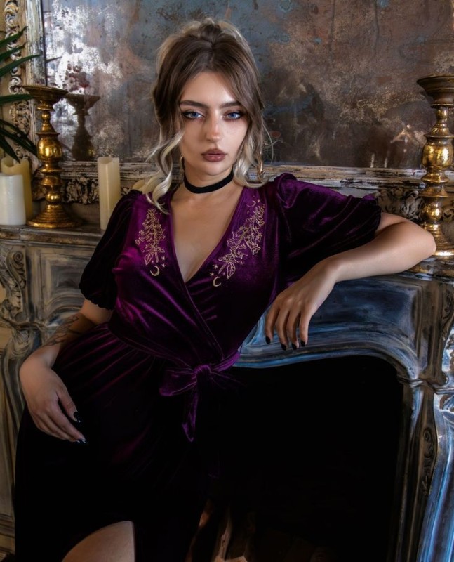 Create meme: velvet dress, velour women's bathrobe, velour dress