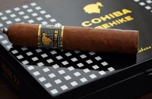 Создать мем: кубинская сигара, сигары cohiba, сигара