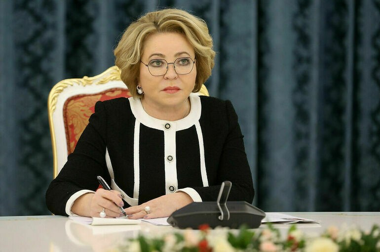 Create meme: Valentina Matvienko , matvienko Chairman of the Federation Council, about Matvienko