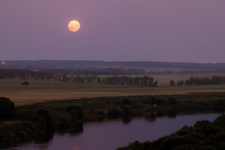 Создать мем: рассвет над амуром, закат, пейзаж