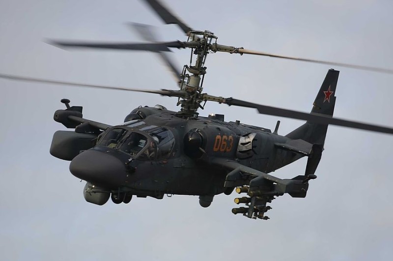 Создать мем: российские боевые вертолеты, вертолёт ми 28 н, ка-52 аллигатор чёрный