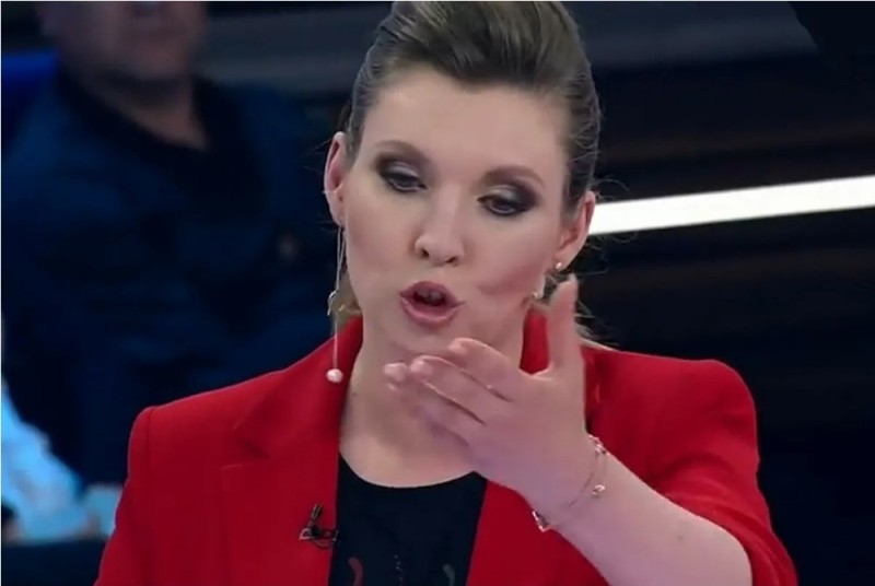 Create meme: Olga skobeeva, TV presenter olga skabeeva, olga skabeeva swears