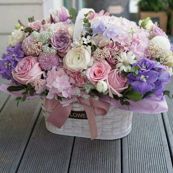 Create meme: flowers bouquets composition, bouquet in pastel colors, stylish bouquets