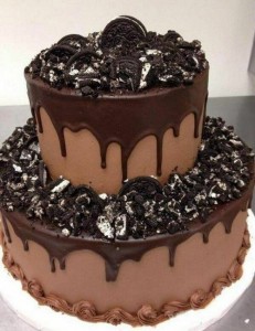 Создать мем: торт с шоколадом, шоколадный торт оформление, большой шоколадный торт
