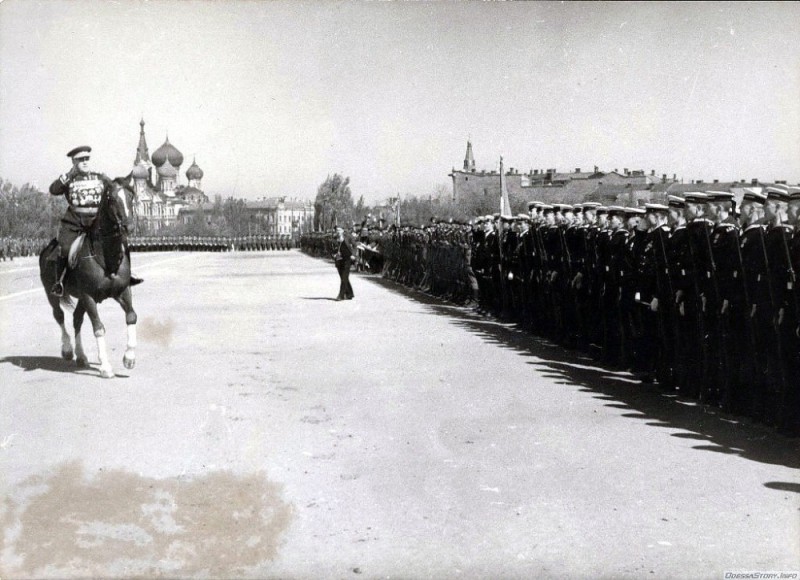 Create meme: Life Guards Izmailovsky Regiment 1914, Zhukov in Odessa 1946, Marshal Zhukov in Odessa