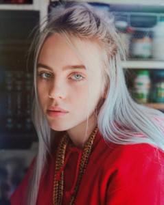 Создать мем: биляшик билли айлиш, billie eilish биография, billie eilish 2020 портрет