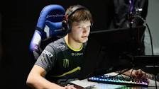 Создать мем: александр s 1 mple костылев, киберспортсмен симпл, александр «s1mple» костылев киберспорт