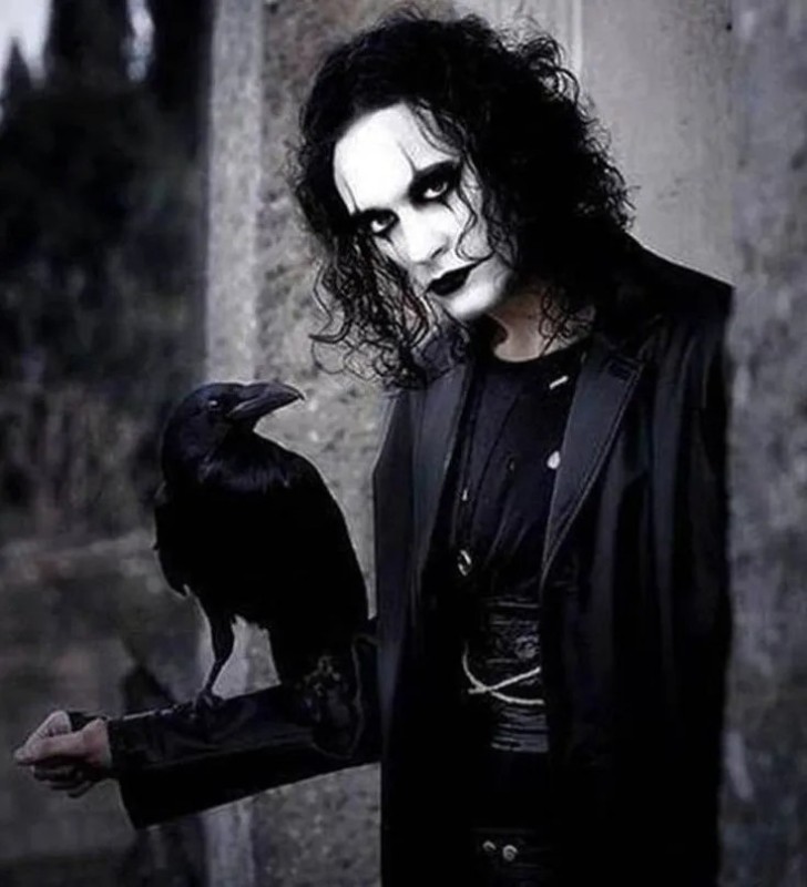 Create meme: Eric Draven Raven 1994, Raven Eric Draven, Brandon Lee Raven