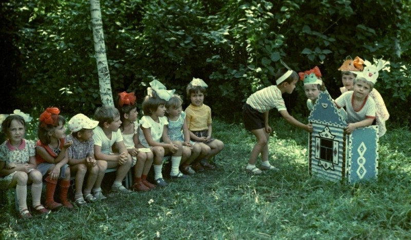 Создать мем: советский детский сад, детский сад ссср, детский сад 1970