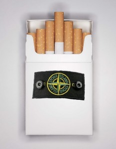 Создать мем: сигареты, белый патч stone island, сигаретная пачка