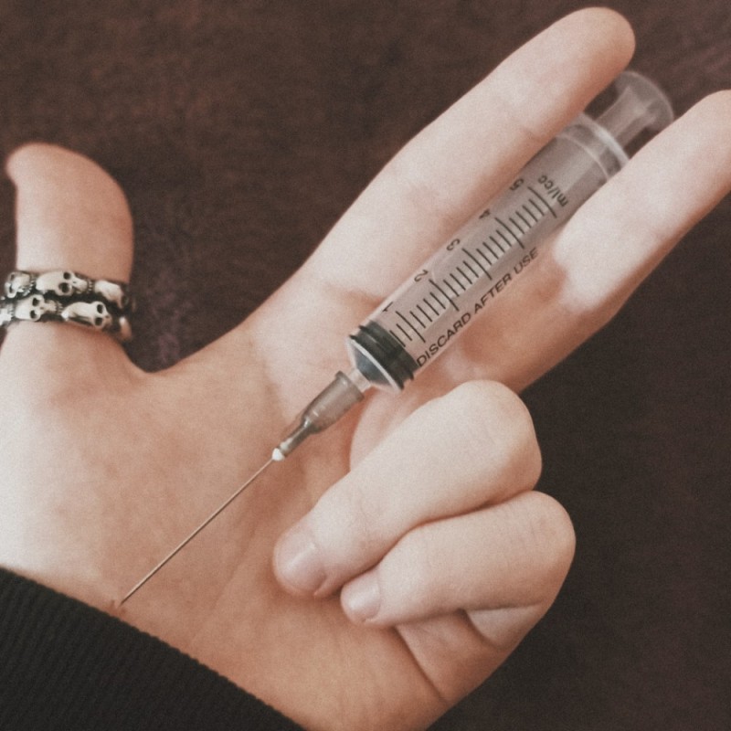 Create meme: 5 ml syringe, syringe , body part